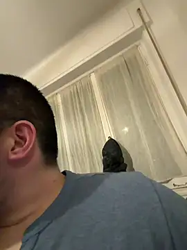 CharlyAlfa22 online show from 02/02/26, 05:00