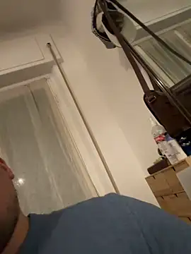 CharlyAlfa22 online show from 02/03/26, 11:43