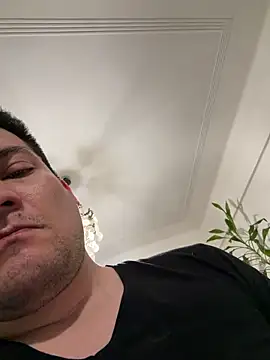 CharlyAlfa22 online show from 04/18/26, 11:27