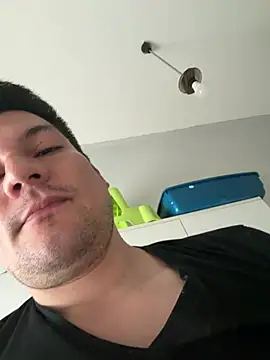 CharlyAlfa22 online show from 04/28/26, 02:55