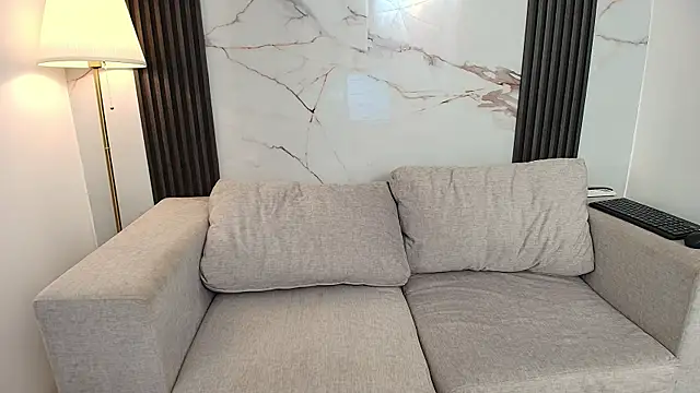 AprillRoss online show from 12/15/25, 12:31