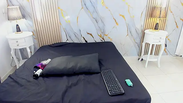 AprillRoss online show from 04/06/26, 12:39