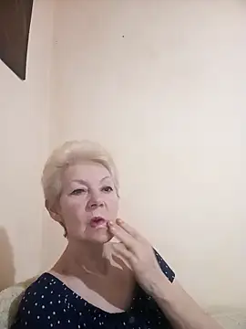 Calypso-Loove online show from 04/13/26, 03:17