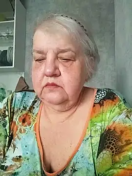 HapinessLovee online show from 04/24/26, 06:38