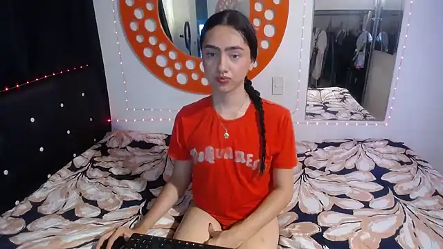 Snapshot of Kammy_Candy chatting on 01/07/26, 01:08 Kammy Candy online show from 01/07/26, 01:08