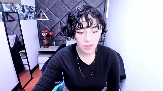 Kiara Fox   online show from 01/16/26, 07:51