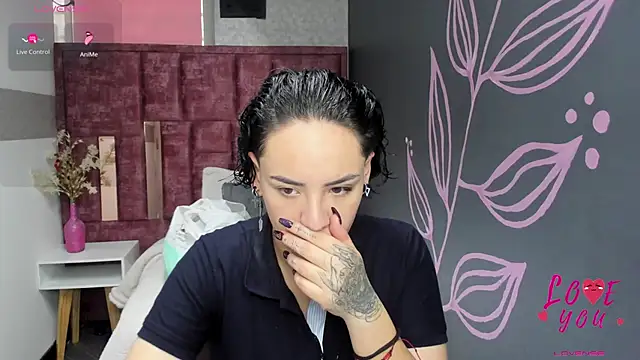 Kiara Fox   online show from 02/16/26, 07:54