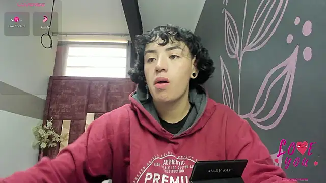 Kiara Fox   online show from 02/25/26, 08:29