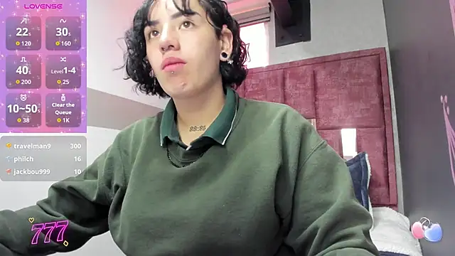 Kiara Fox   online show from 04/20/26, 08:10