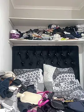 BloodmoonAlpha 1 online show from 02/02/26, 04:22