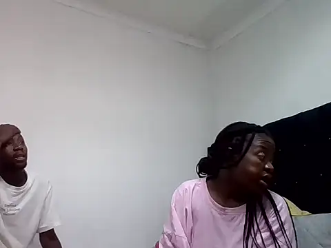 BloodmoonAlpha 1 online show from 02/18/26, 06:59