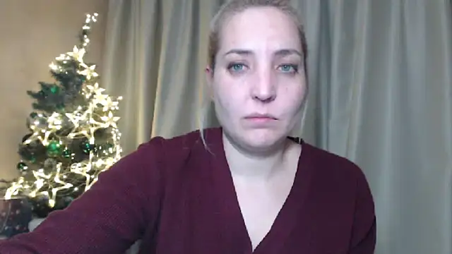 Snapshot of sweetpussy chatting on 01/04/25, 04:32 sweetpussy online show from 01/04/25, 04:32