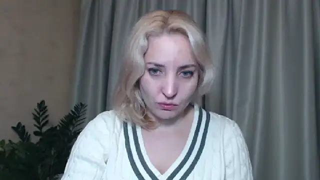 Snapshot of sweetpussy chatting on 01/11/25, 02:47 sweetpussy online show from 01/11/25, 02:47