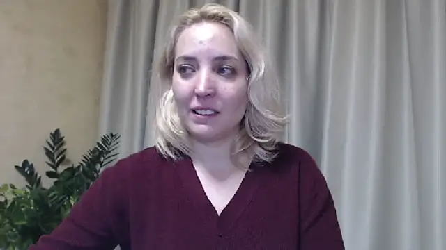 Snapshot of sweetpussy chatting on 01/19/25, 09:02 sweetpussy online show from 01/19/25, 09:02