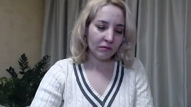 Snapshot of sweetpussy chatting on 01/23/25, 04:59 sweetpussy online show from 01/23/25, 04:59