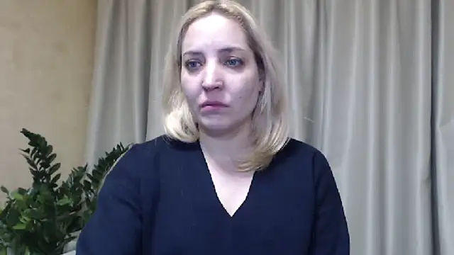 Snapshot of sweetpussy chatting on 02/26/25, 03:30 sweetpussy online show from 02/26/25, 03:30