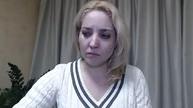 Snapshot of sweetpussy chatting on 03/07/25, 02:56 sweetpussy online show from 03/07/25, 02:56