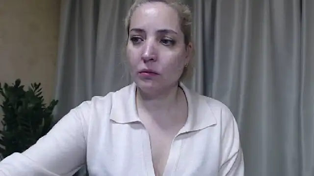 Snapshot of sweetpussy chatting on 04/30/26, 08:57 sweetpussy online show from 04/30/26, 08:57