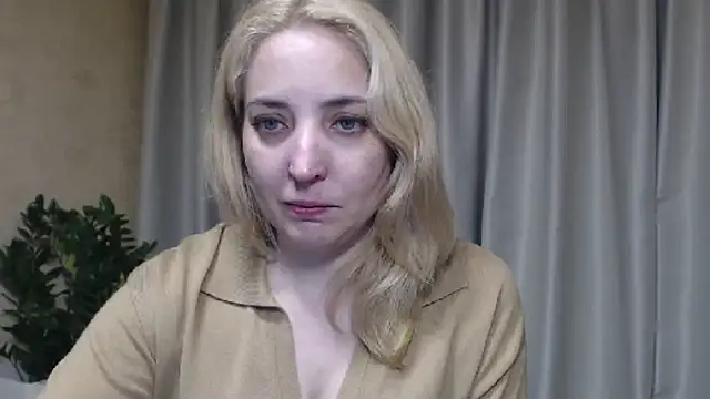 Snapshot of sweetpussy chatting on 05/29/26, 05:11 sweetpussy online show from 05/29/26, 05:11