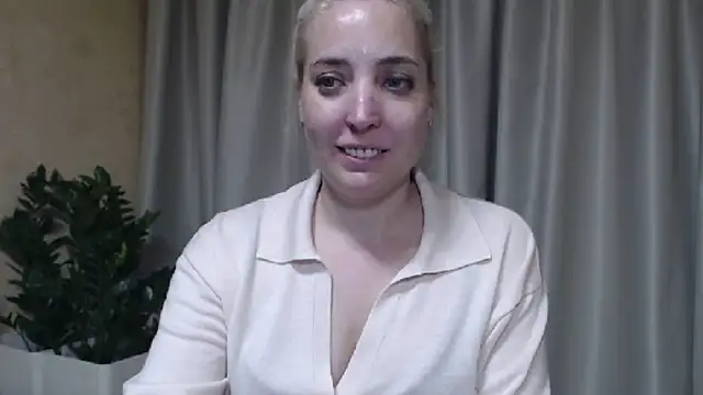 Snapshot of sweetpussy chatting on 05/31/26, 06:09 sweetpussy online show from 05/31/26, 06:09