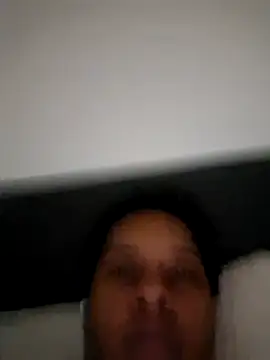 Snapshot of zboubas chatting on 02/21/26, 02:01 zboubas online show from 02/21/26, 02:01