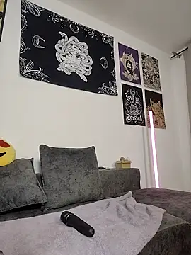 little  ammy online show from 04/21/26, 01:42