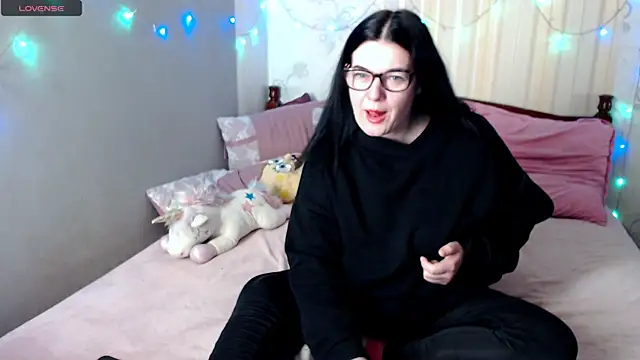 SashaBond online show from 02/15/26, 04:09