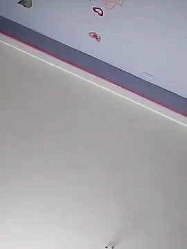 daisytaylorx1 online show from 03/12/26, 06:25