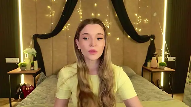 Snapshot of Lina_Sinerz chatting on 05/13/26, 04:04 Lina Sinerz online show from 05/13/26, 04:04