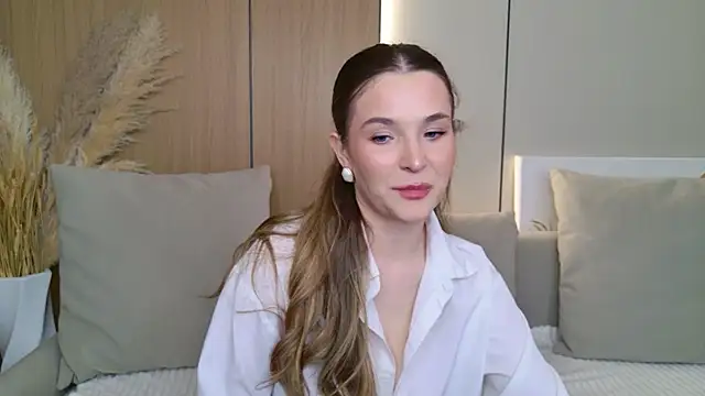 Snapshot of Lina_Sinerz chatting on 05/24/26, 04:12 Lina Sinerz online show from 05/24/26, 04:12