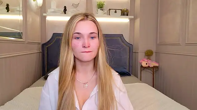 Snapshot of Lina_Sinerz chatting on 07/10/26, 04:20 Lina Sinerz online show from 07/10/26, 04:20