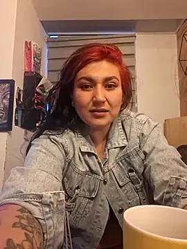 Magenta Moon online show from 02/04/26, 11:09