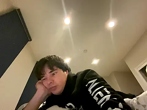 phantom898983 online show from 12/14/25, 08:30