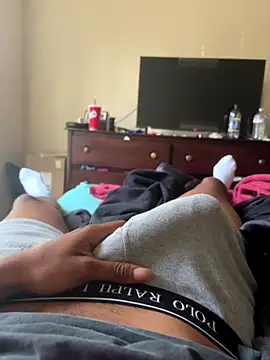 justinsider3000 online show from 12/13/25, 07:53