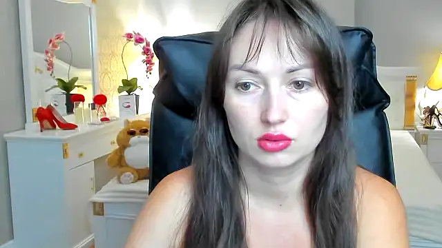 Snapshot of RosiAlina chatting on 07/08/26, 06:40 RosiAlina online show from 07/08/26, 06:40