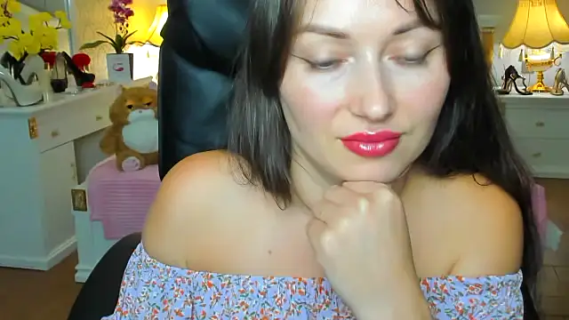 Snapshot of RosiAlina chatting on 07/24/26, 06:33 RosiAlina online show from 07/24/26, 06:33