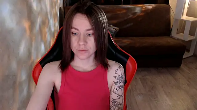 MiaBun1 online show from 12/15/25, 03:55