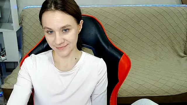 MiaBun1 online show from 01/16/26, 02:48