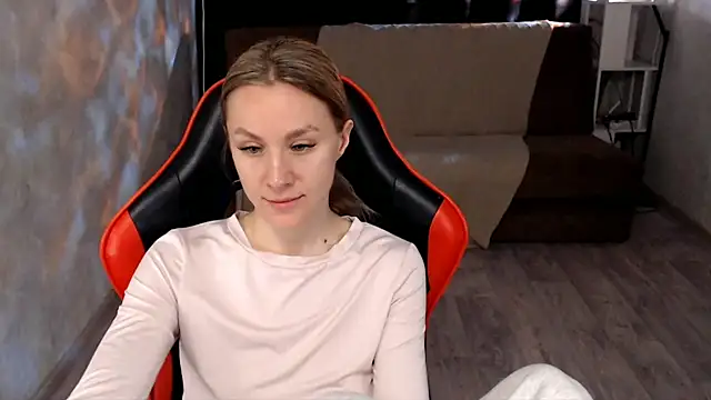 MiaBun1 online show from 02/10/26, 04:05