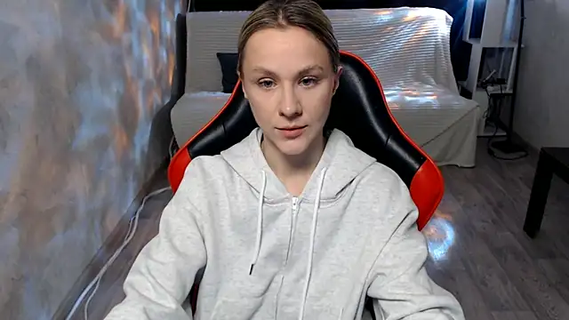 MiaBun1 online show from 03/03/26, 04:29