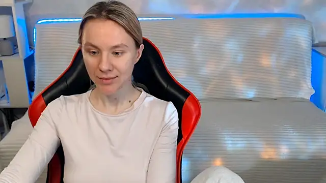 MiaBun1 online show from 04/24/26, 03:31