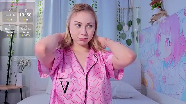 Snapshot of kaity_berry chatting on 02/16/26, 08:43 kaity berry online show from 02/16/26, 08:43