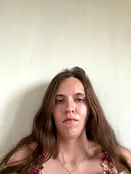 Snapshot of BellaLoverxx chatting on 12/18/25, 11:27 BellaLoverxx online show from 12/18/25, 11:27