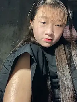 hinata-xx online show from 04/01/26, 11:44