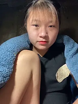 hinata-xx online show from 04/23/26, 03:25