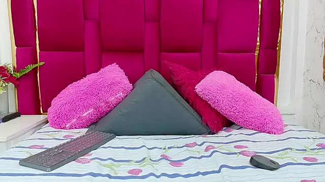 RebecaMarshall online show from 02/18/26, 12:45