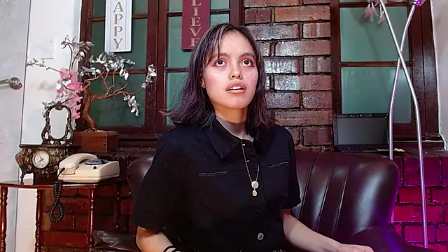 Sue Sparkle online show from 12/14/25, 07:18