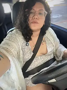 Snapshot of VanesssaMilf_ chatting on 01/06/26, 01:48 VanesssaMilf online show from 01/06/26, 01:48