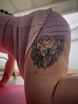 Snapshot of VanesssaMilf_ chatting on 01/16/26, 07:51 VanesssaMilf online show from 01/16/26, 07:51