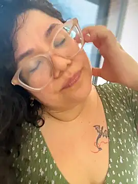 VanesssaMilf  online show from 03/22/26, 01:47